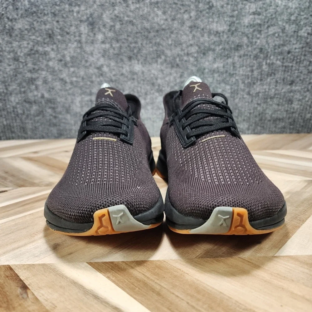 Flux Adapt Runner Black Gum Womens 7.5 Barefoot Minimal Running Walking Shoes